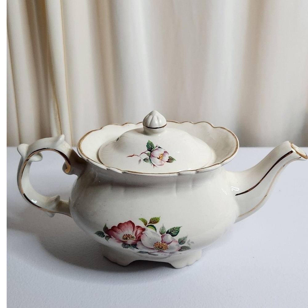 Price Kensington Teapot #4427